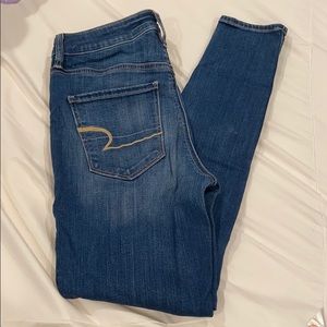 American Eagle super high rise jeans/jegging